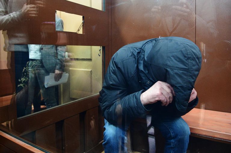 Муртаз Шадания, обвиняемый в причастности к убийству в 2009 году криминального авторитета Вячеслава Иванькова (Япончика), в Басманном суде
