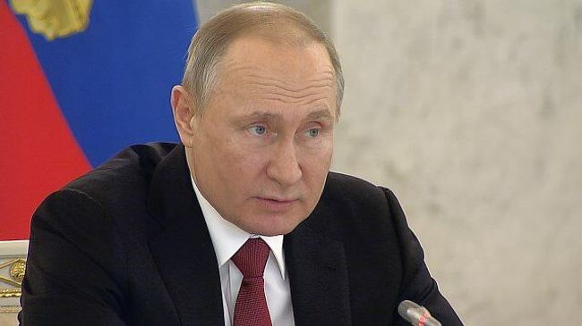 Путин призвал убирать вузы-пустышки в РФ Путин призвал убирать вузы-пустышки в РФ