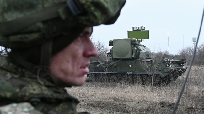 Зенитный ракетный комплекс Тор во время тактических учений Южного военного округа в Ростовской области