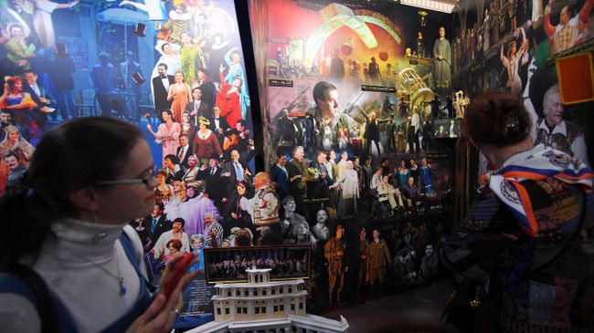 Праздничные мероприятия по случаю 90-летия Театра Российской армии Праздничные мероприятия по случаю 90-летия Театра Российской армии
