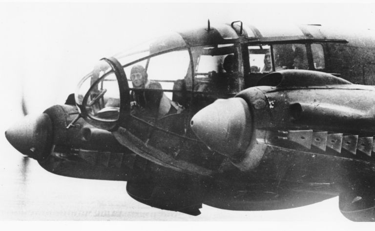Немецкий бомбардировщик Heinkel He 111 Немецкий бомбардировщик Heinkel He 111