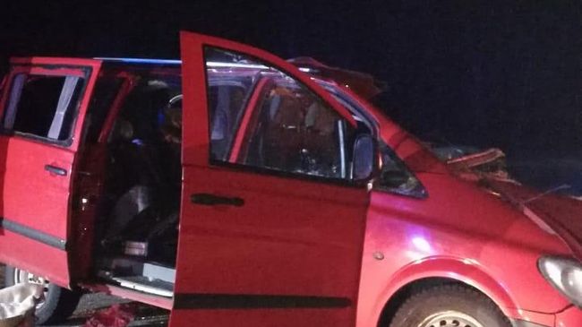 Последствия ДТП на 694 километре автодороги М-4 Дон Последствия ДТП на 694 километре автодороги М-4 Дон