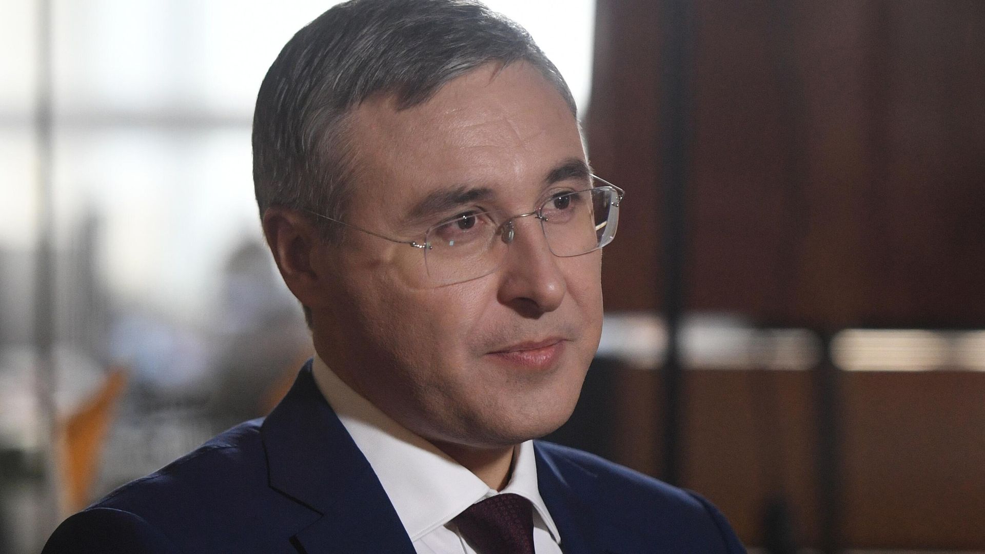 Министр науки и высшего образования РФ Валерий Фальков во время интервью в МИА Россия сегодня Министр науки и высшего образования РФ Валерий Фальков во время интервью в МИА Россия сегодня - РИА Новости, 1920, 14.11.2022