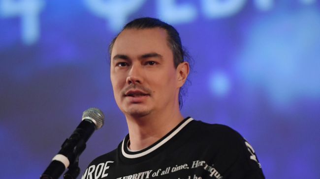 Режиссер Жора Крыжовников Режиссер Жора Крыжовников