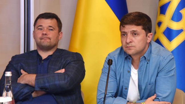Президент Украины Владимир Зеленский и руководитель администрации президента Украины Андрей Богдан Президент Украины Владимир Зеленский и руководитель администрации президента Украины Андрей Богдан