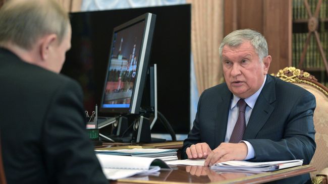 Владимир Путин и Игорь Сечин Владимир Путин и Игорь Сечин