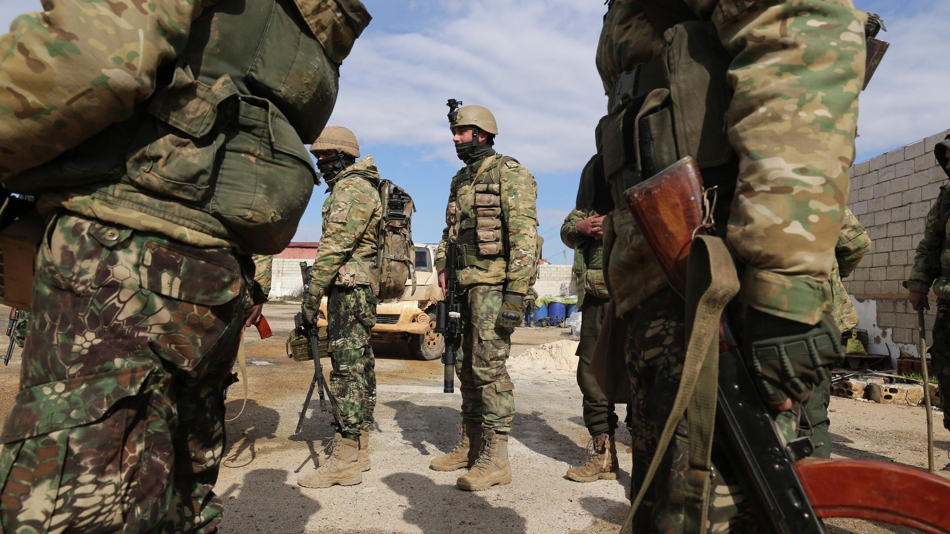 Боевики поддерживаемых Турцией формирований в сирийской провинции Идлиб Боевики поддерживаемых Турцией формирований в сирийской провинции Идлиб - РИА Новости, 1920, 29.05.2021