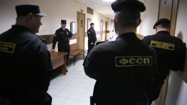 Сотрудники Федеральной службы судебных приставов Сотрудники Федеральной службы судебных приставов