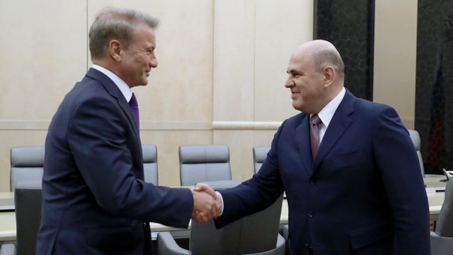 Председатель правительства РФ Михаил Мишустин и президент, председатель правления Сбербанка РФ Герман Греф во время встречи. 12 февраля 2020 Председатель правительства РФ Михаил Мишустин и президент, председатель правления Сбербанка РФ Герман Греф во время встречи. 12 февраля 2020