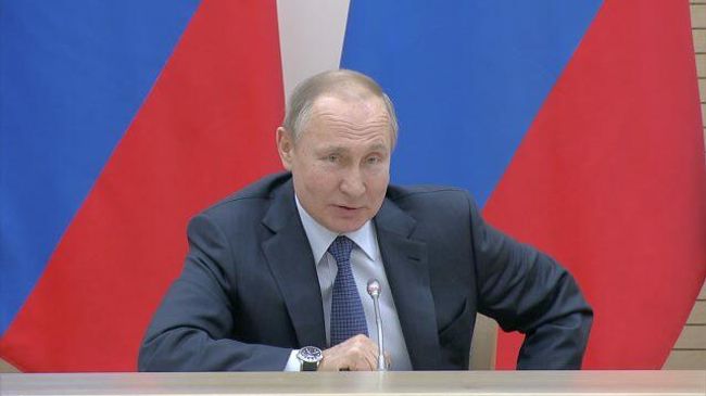 Путин не уверен в необходимости закрепления в Конституции ядерного статуса Путин не уверен в необходимости закрепления в Конституции ядерного статуса