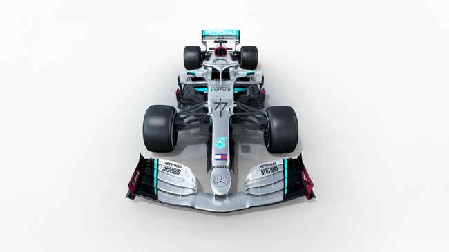 Болид Формулы-1 команды Mercedes-Benz Болид Формулы-1 команды Mercedes-Benz