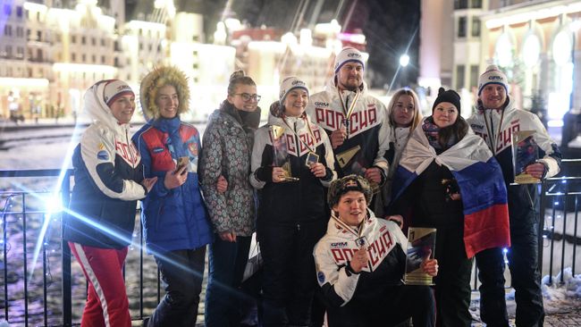 Российские призеры чемпионата мира по санному спорту в Сочи