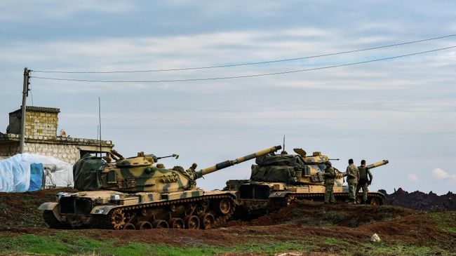 Танки турецкой армии в провинции Идлиб Танки турецкой армии в провинции Идлиб