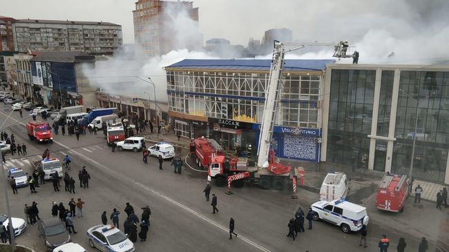 Пожар в ТЦ Пассаж в Махачкале Пожар в ТЦ Пассаж в Махачкале