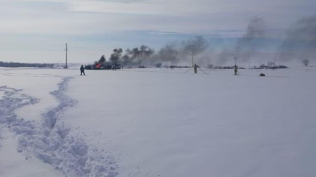 На месте аварийной посадке самолета Ан-2 в Казахстане На месте аварийной посадке самолета Ан-2 в Казахстане