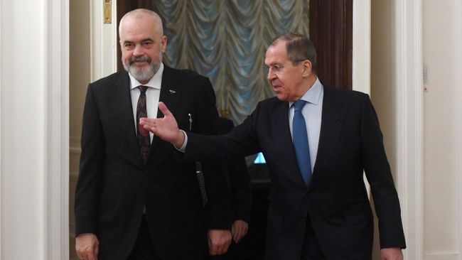 Министр иностранных дел РФ Сергей Лавров и премьер-министр, министр европейских и иностранных дел Республики Албания, действующий председатель ОБСЕ Эди Рама во время встречи . 26 февраля 2020 Министр иностранных дел РФ Сергей Лавров и премьер-министр, министр европейских и иностранных дел Республики Албания, действующий председатель ОБСЕ Эди Рама во время встречи . 26 февраля 2020