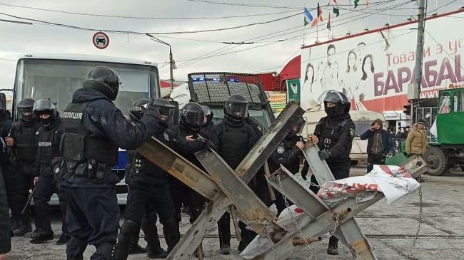Беспорядки на рынке Барабашово в Харькове Беспорядки на рынке Барабашово в Харькове