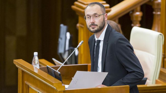 Депутат от партии Действие и солидарность Сергей Литвиненко Депутат от партии Действие и солидарность Сергей Литвиненко