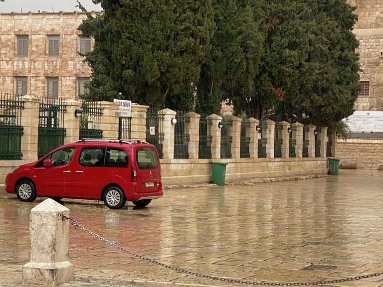 Улица Вифлеема во время режима карантинной блокады Улица Вифлеема во время режима карантинной блокады