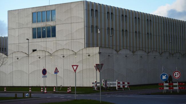 Здание Justice Complex Schiphol в нидерландском Бадхоеведорпе, где состоится суд по делу о крушении самолета Boeing 777 рейса MH17 Здание Justice Complex Schiphol в нидерландском Бадхоеведорпе, где состоится суд по делу о крушении самолета Boeing 777 рейса MH17
