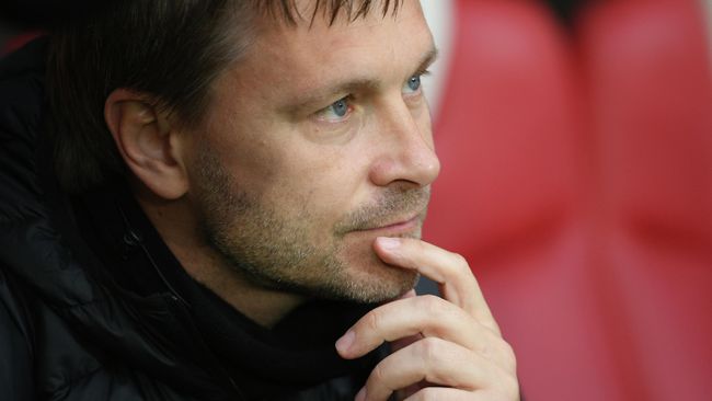 Главный тренер Краснодара Сергей Матвеев 