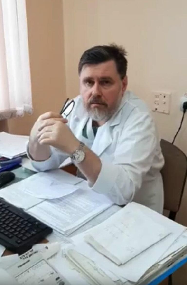 Разговор с врачом горбольницы №20. Стоп-кадр из видео Разговор с врачом горбольницы №20. Стоп-кадр из видео