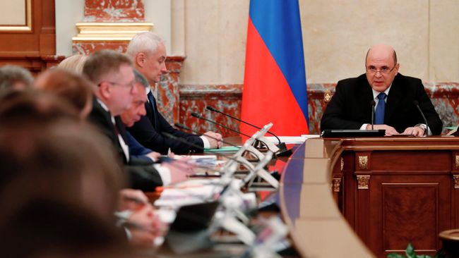 Председатель правительства РФ Михаил Мишустин проводит совещание с членами кабинета министров Председатель правительства РФ Михаил Мишустин проводит совещание с членами кабинета министров