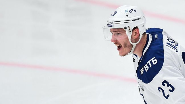Игрок ХК Динамо Дмитрий Яшкин