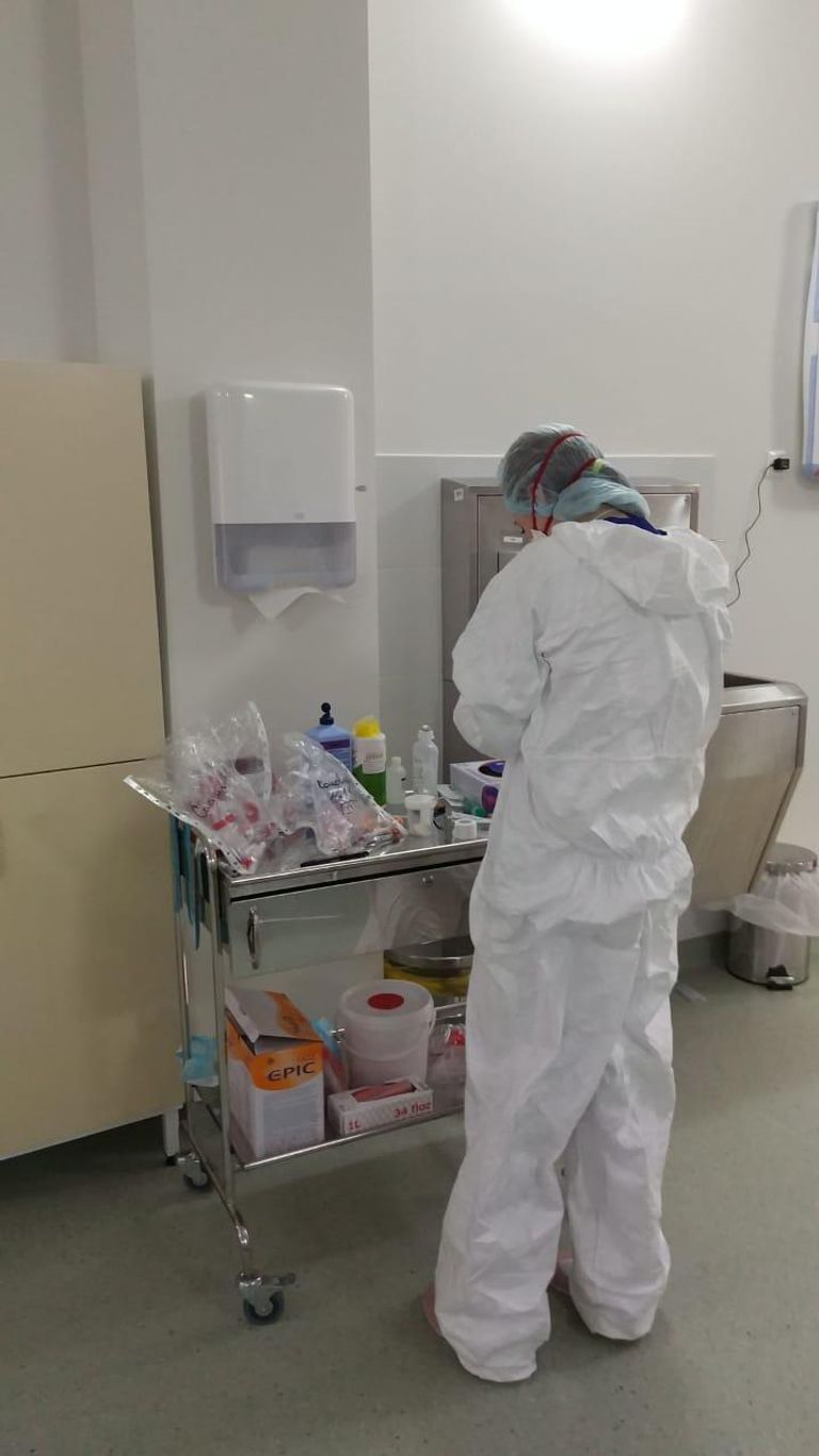 Больница для пациентов с подозрением на коронавирус в московской Коммунарке Больница для пациентов с подозрением на коронавирус в московской Коммунарке