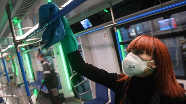 Санитарная обработка вагонов Московского метрополитена Санитарная обработка вагонов Московского метрополитена