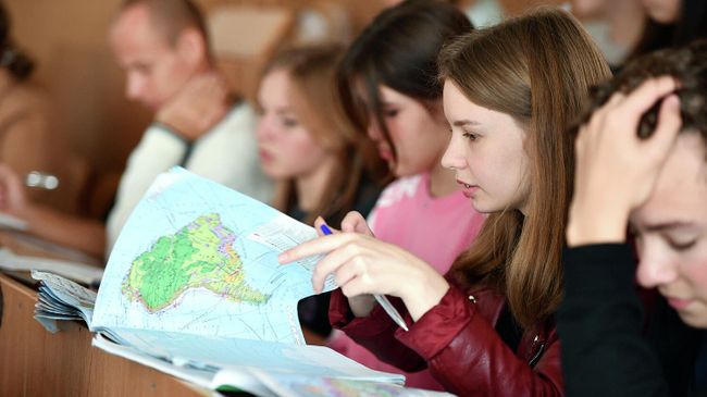 Участники Всероссийского географического диктанта Участники Всероссийского географического диктанта