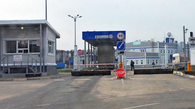 Автомобильный пункт пропуска Новые Юрковичи в пограничной зоне с Белоруссией в Брянской области