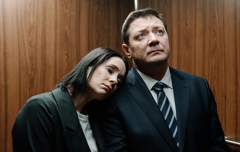 Кадр из сериала Последний министр