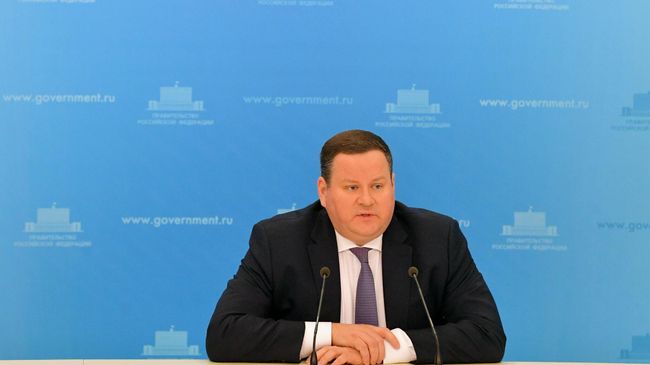 Министр труда и социальной защиты РФ Антон Котяков во время брифинга Министр труда и социальной защиты РФ Антон Котяков во время брифинга