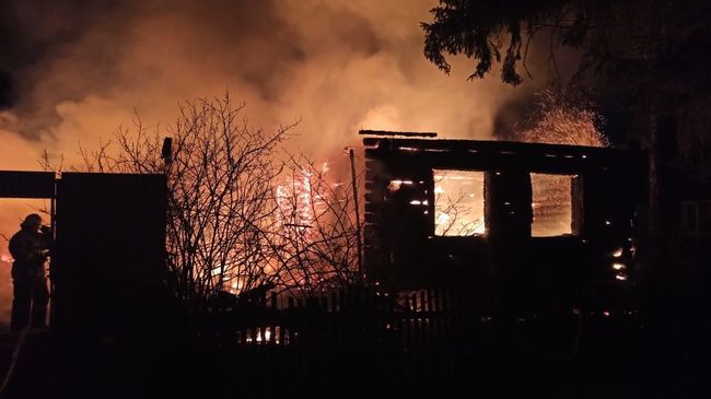 Пожар в частном жилом доме в городе Нижний Ломов Пожар в частном жилом доме в городе Нижний Ломов