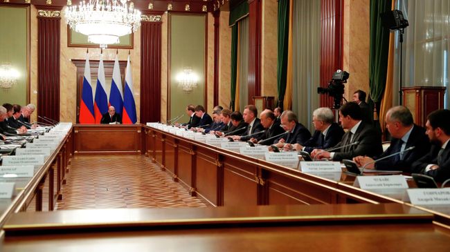 Председатель правительства РФ Михаил Мишустин проводит совещание по развитию электронной промышленности и дополнительных мерах поддержки отрасли Председатель правительства РФ Михаил Мишустин проводит совещание по развитию электронной промышленности и дополнительных мерах поддержки отрасли