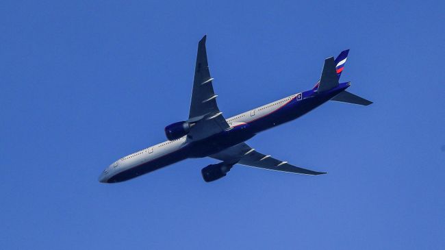 Самолет Boeing 777