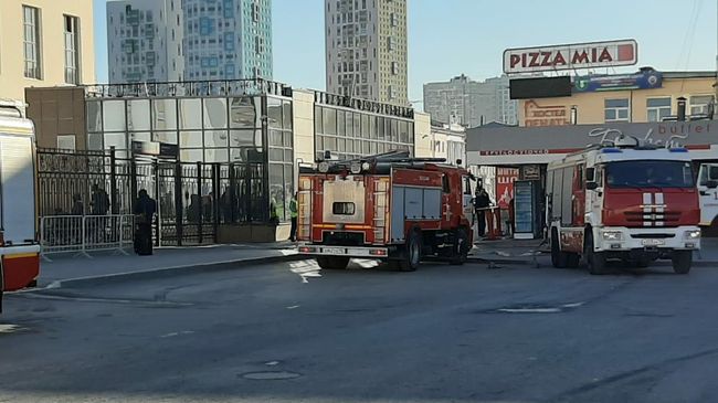 Возгорание на территории железнодорожного вокзала в Екатеринбурге. 28 марта 2020 Возгорание на территории железнодорожного вокзала в Екатеринбурге. 28 марта 2020