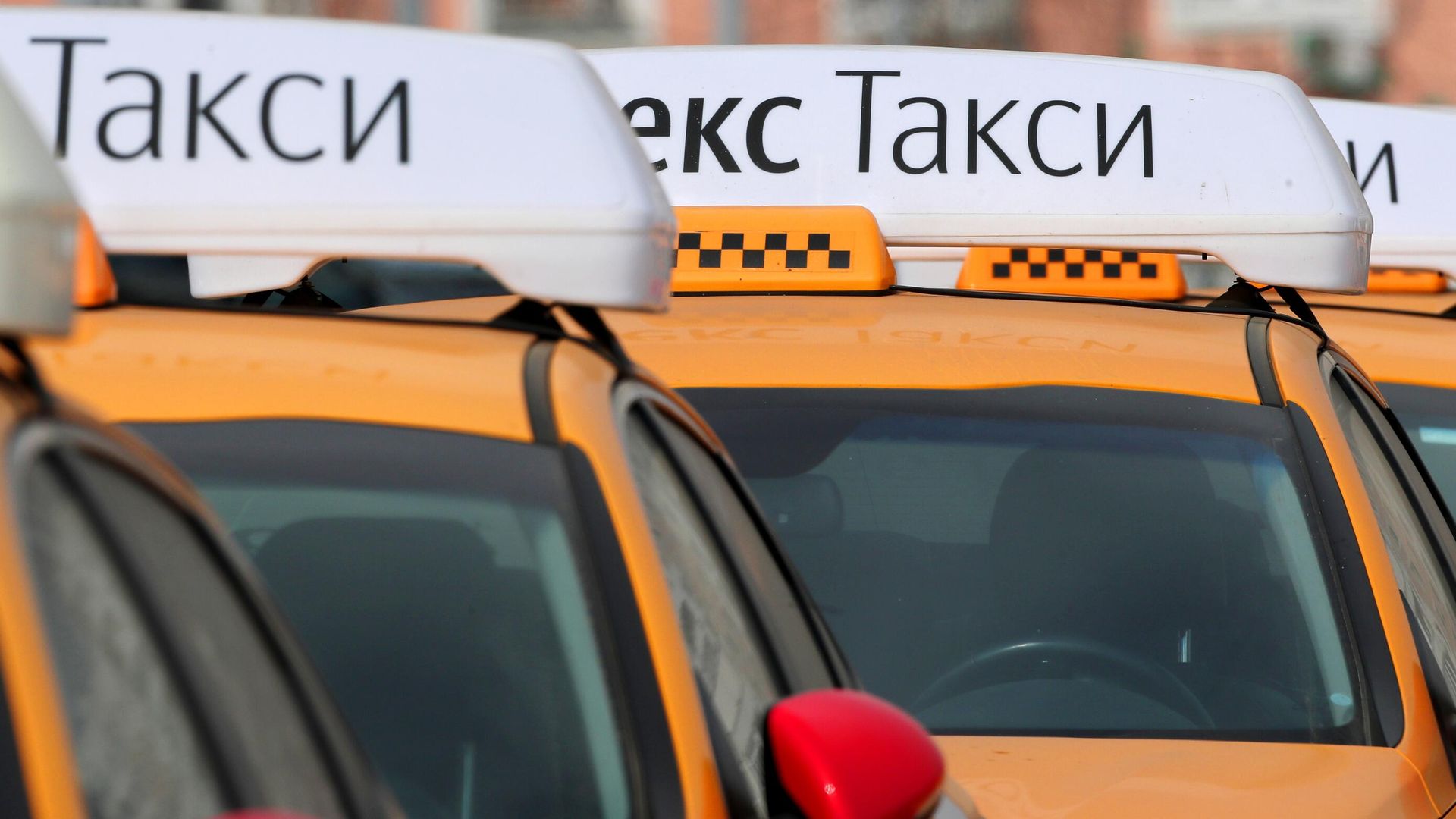 Автомобили службы Яндекс Такси Автомобили службы Яндекс Такси - РИА Новости, 1920, 21.10.2021