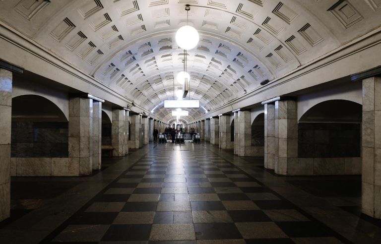 Безлюдная станция Охотный ряд Московского метро Безлюдная станция Охотный ряд Московского метро
