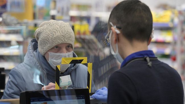 Посетительница в магазине