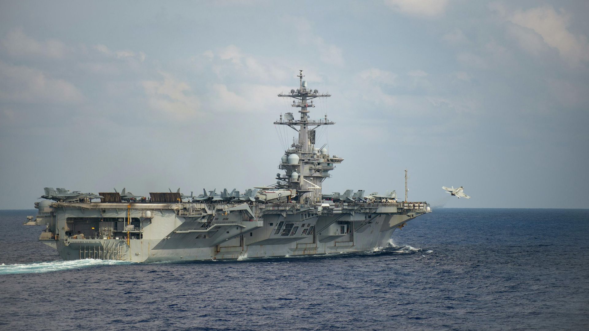Авианосец ВМС США Теодор Рузвельт Авианосец ВМС США Теодор Рузвельт - РИА Новости, 1920, 02.09.2026