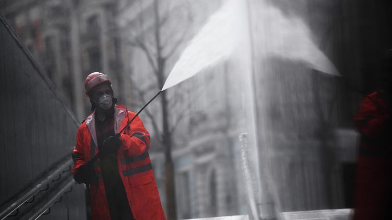 Мойка дорог и тротуаров в Москве Мойка дорог и тротуаров в Москве