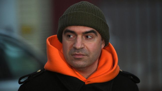 Житель Москвы Денис Воробьев у Пресненского районного суда после рассмотрения административного протокола Житель Москвы Денис Воробьев у Пресненского районного суда после рассмотрения административного протокола