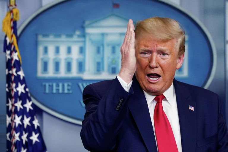 Президент США Дональд Трамп на брифинге в Вашингтоне. 6 апреля 2020 Президент США Дональд Трамп на брифинге в Вашингтоне. 6 апреля 2020