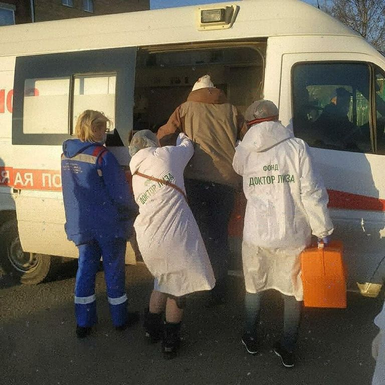 Сотрудники фонда вызвали скорую помощь