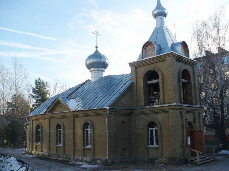 Крестовоздвиженский храм в городе Алексин Крестовоздвиженский храм в городе Алексин