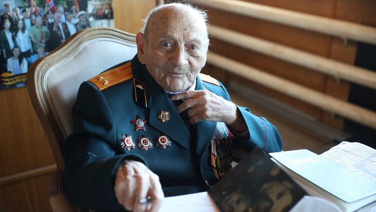 Старейший в Приморье ветеран Великой Отечественной войны Ефим Моисеевич Гольдберг - РИА Новости, 1920, 13.04.2020