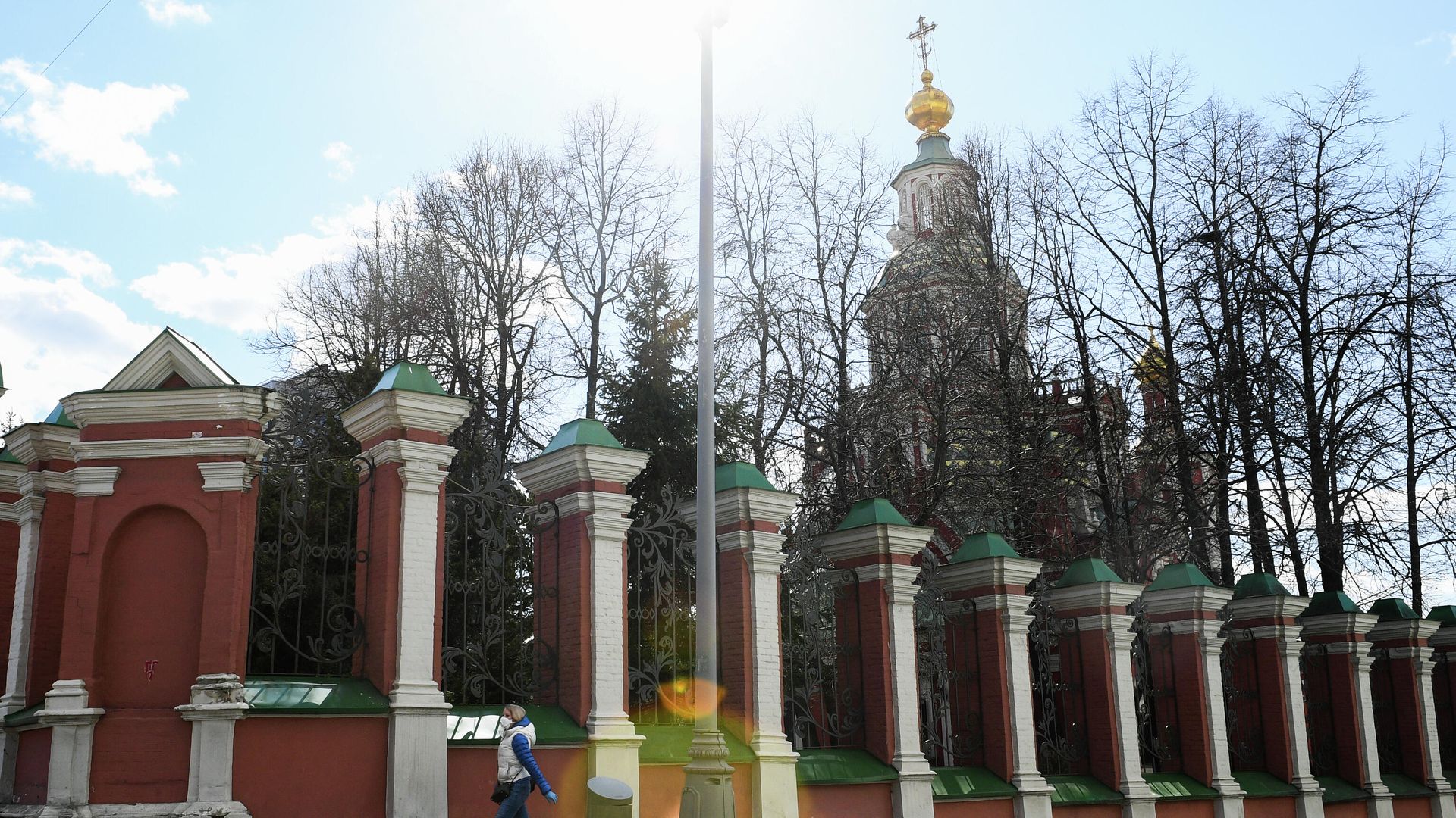 Храм Святого ученика Иоанна Воина на улице Большая Якиманка в Москве Храм Святого ученика Иоанна Воина на улице Большая Якиманка в Москве - РИА Новости, 1920, 07.01.2021