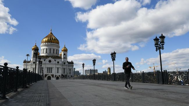 Почти две трети москвичей считают себя православными христианами